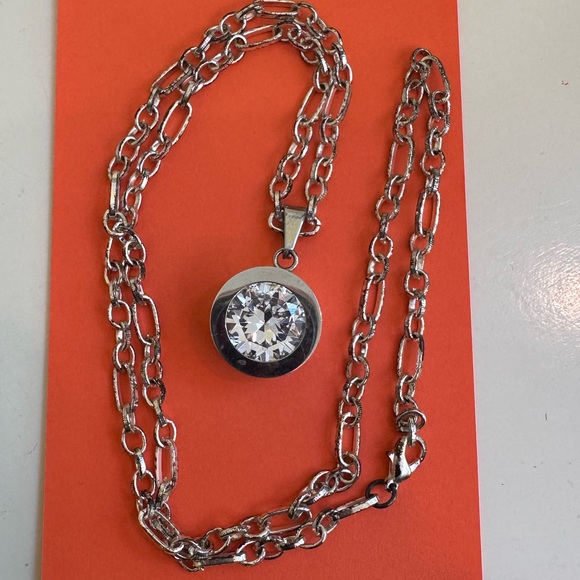 Necklace “oxidized “-look Silver Chunky Chain w/ Silver Metal & Crystal Pendant - Picture 2 of 5